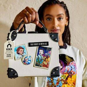 Disney Parks x Star Wars "Women of the Galaxy" Loungefly Travel Bag NWT!